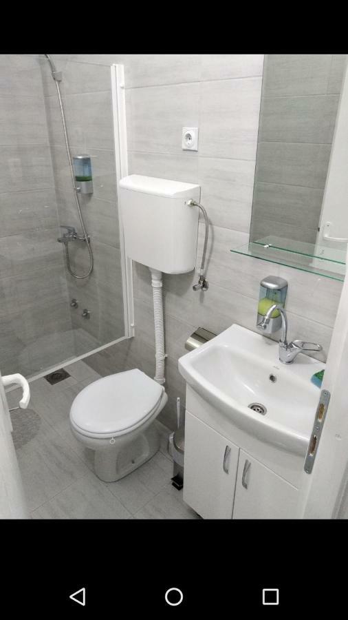 Apartmani Pinokio Ниш Екстер'єр фото
